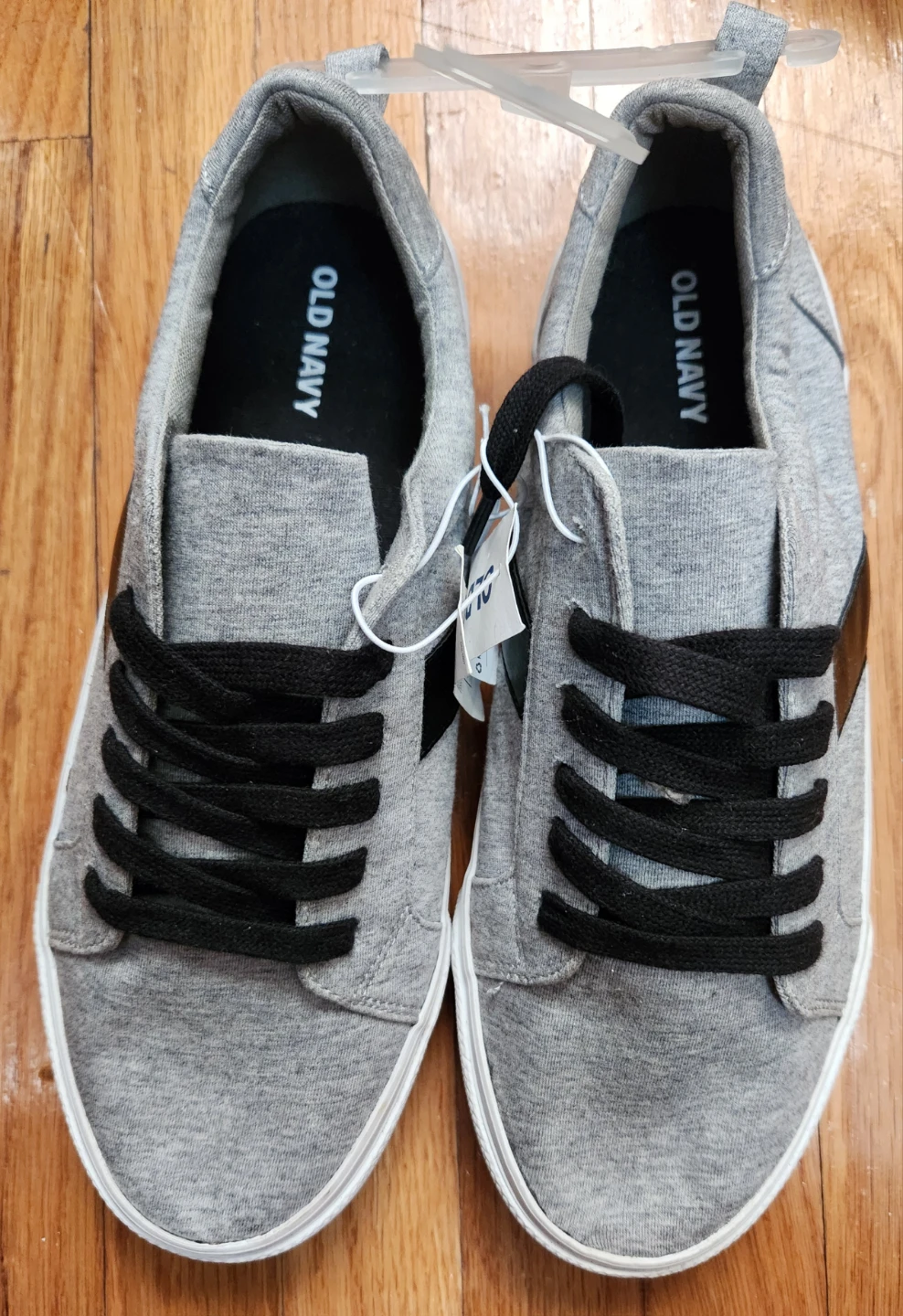 Old Navy Grey Canvas Sneakers with Black Laces - Youth Size 5