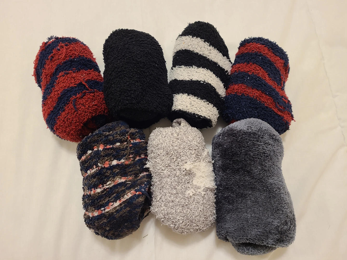 Bundle of 7 Cozy Fuzzy Socks - photo 2