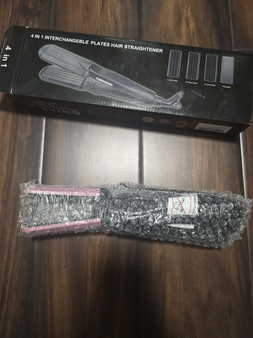 4-in-1 Interchangeable Plates Hair Straightener