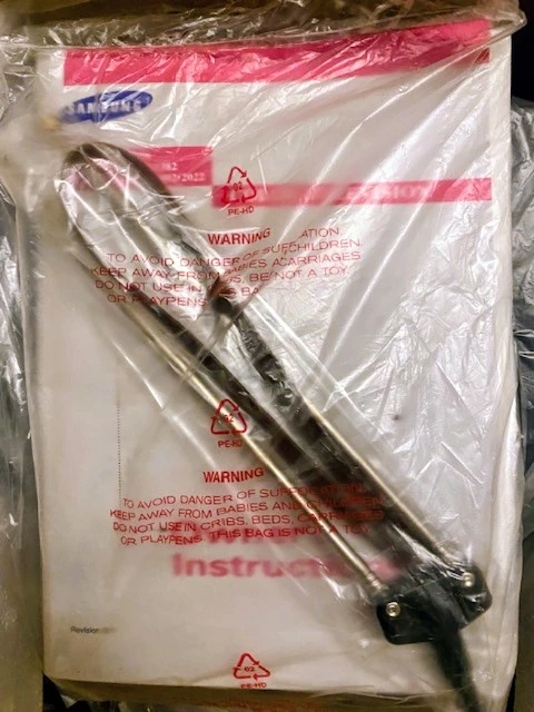 Samsung CRT TXE1370 14" TV BNIB CIB - photo 4