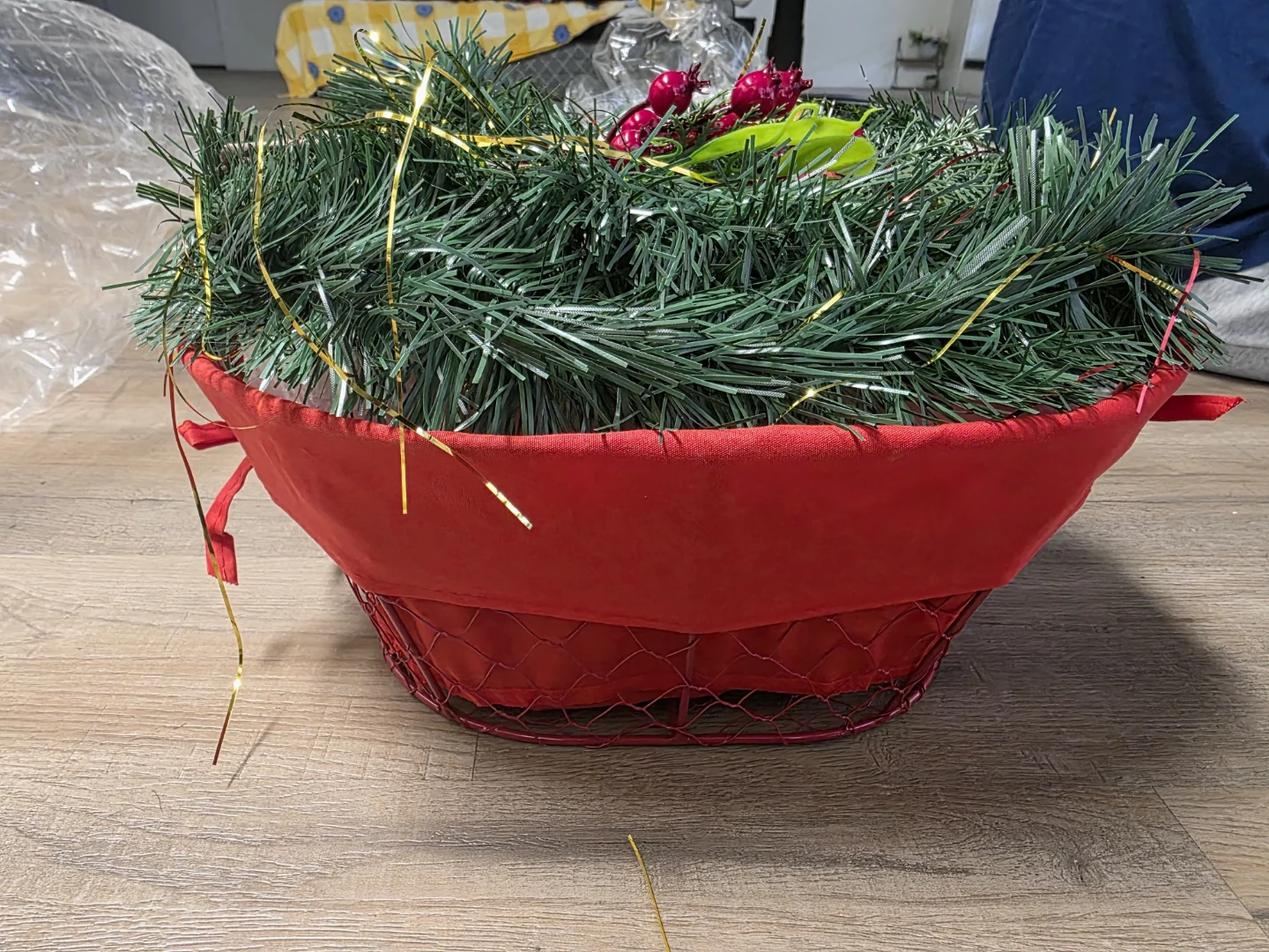 Christmas Wreath Basket with Berries and Greenery - photo 2
