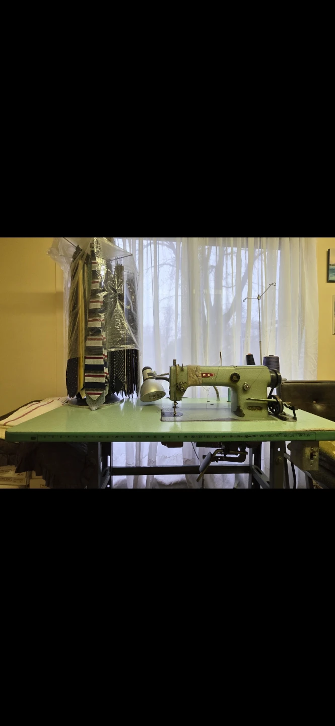 REX Industrial Sewing Machine with Table
