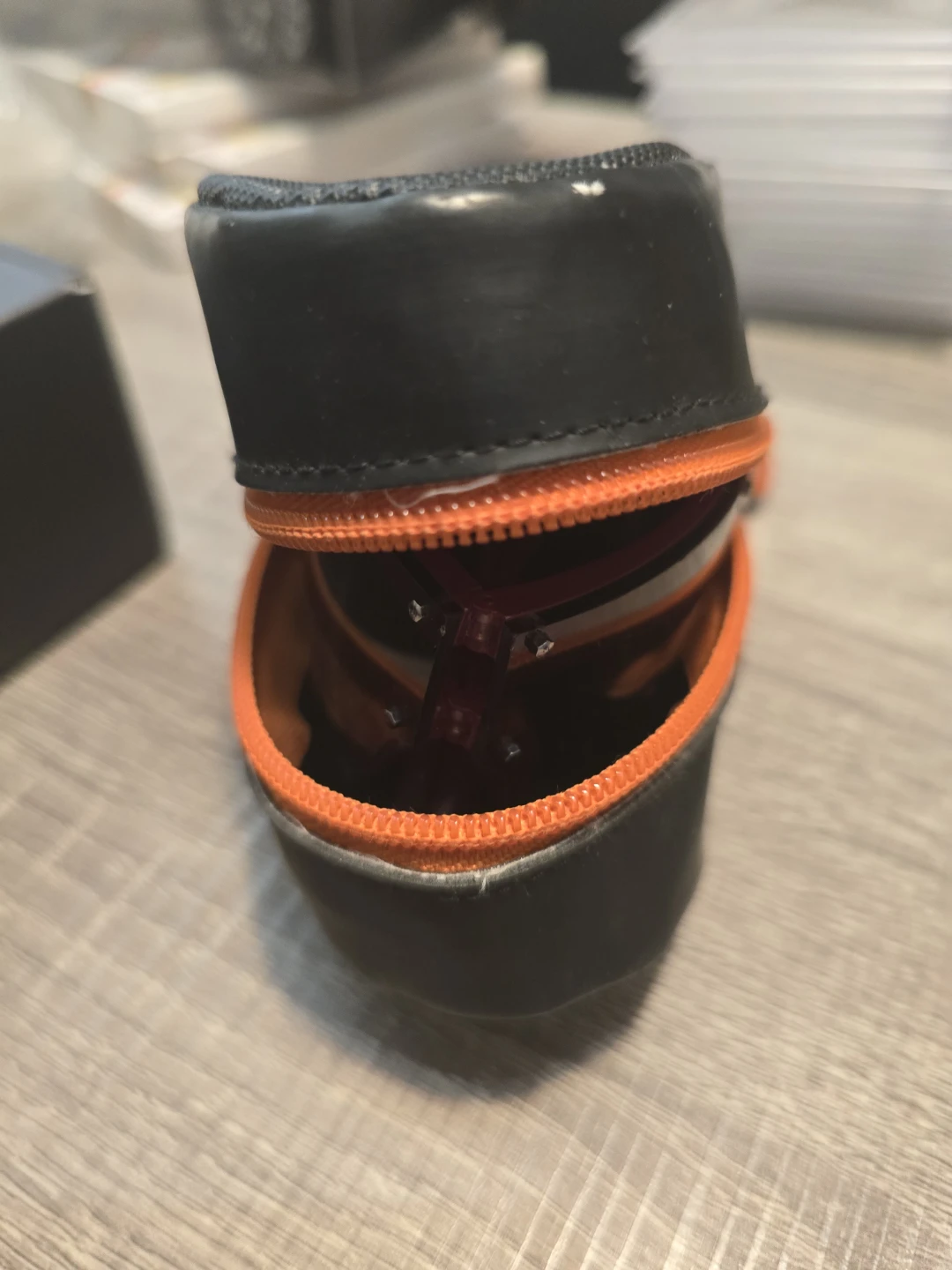 Vintage unisex Cerruti 1881 Sunglasses with Case - photo 3