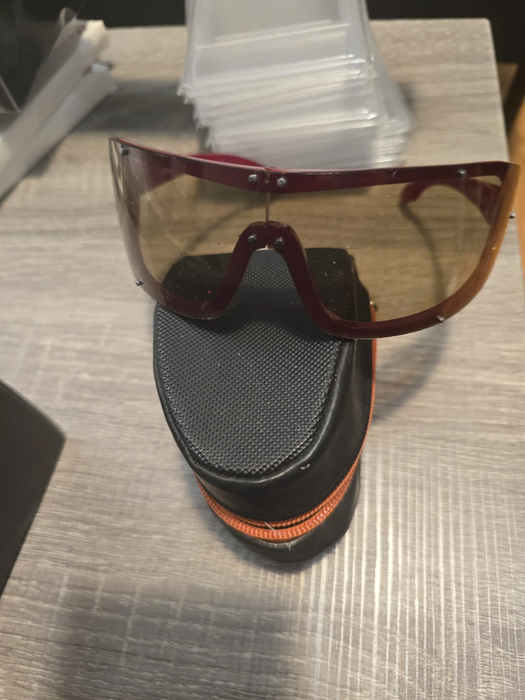 Vintage unisex Cerruti 1881 Sunglasses with Case - photo 5