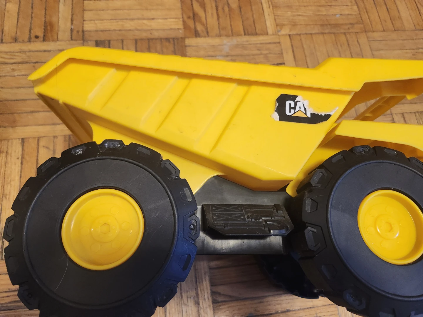 CAT Yellow Dump Truck Toy - photo 3