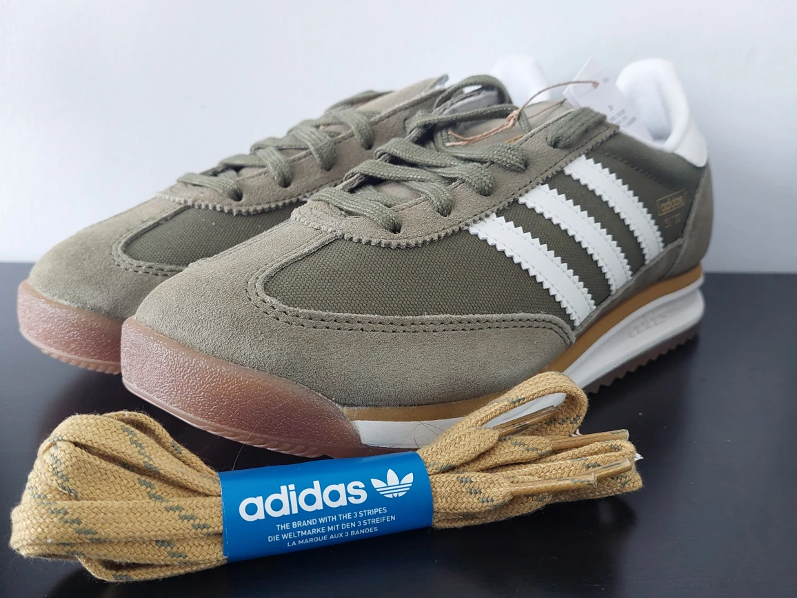 NEW adidas SL 72 RS (Olive/Beige) - Men’s 5.5 / Women’s 6-7