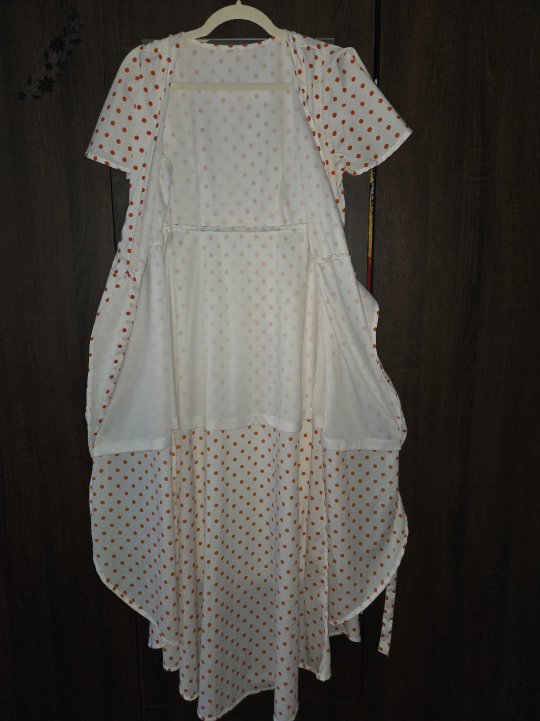 White polka dot midi wrap dress - photo 3
