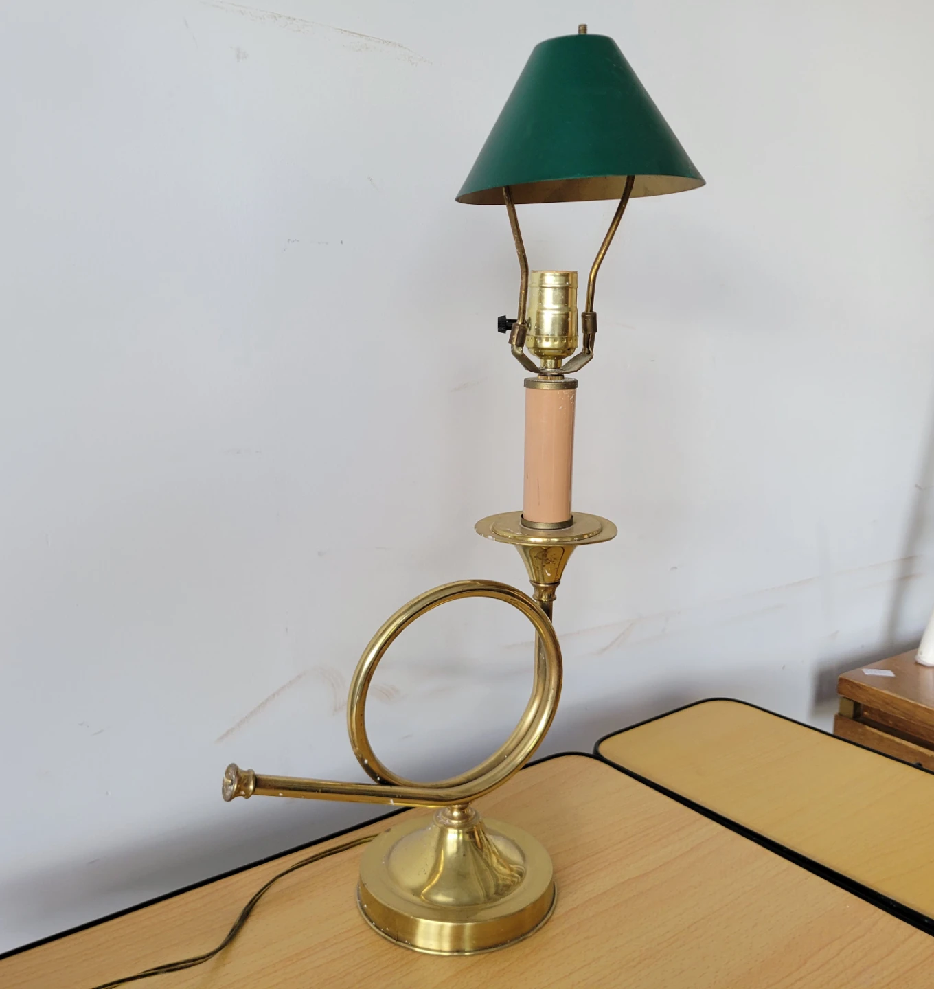 Vintage Shiny Brass Trumpet /Bugle / Horn Table Lamp Light