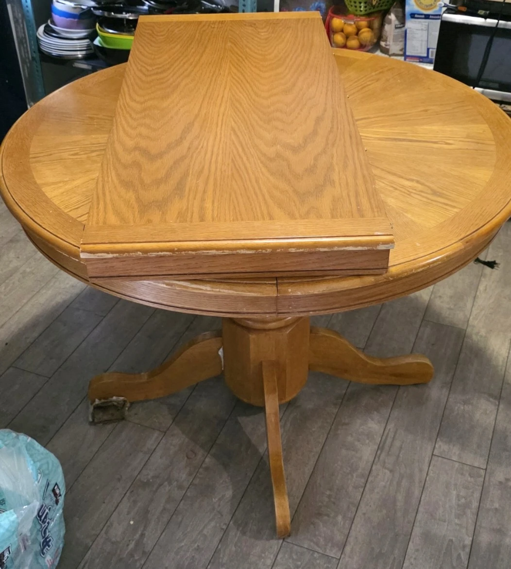 Oak Pedestal Dining Table - photo 2