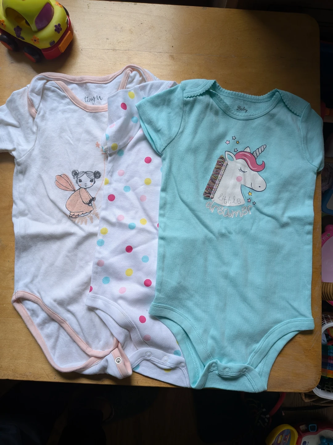 6 Baby girl onesies Brand New 18-24months - photo 2