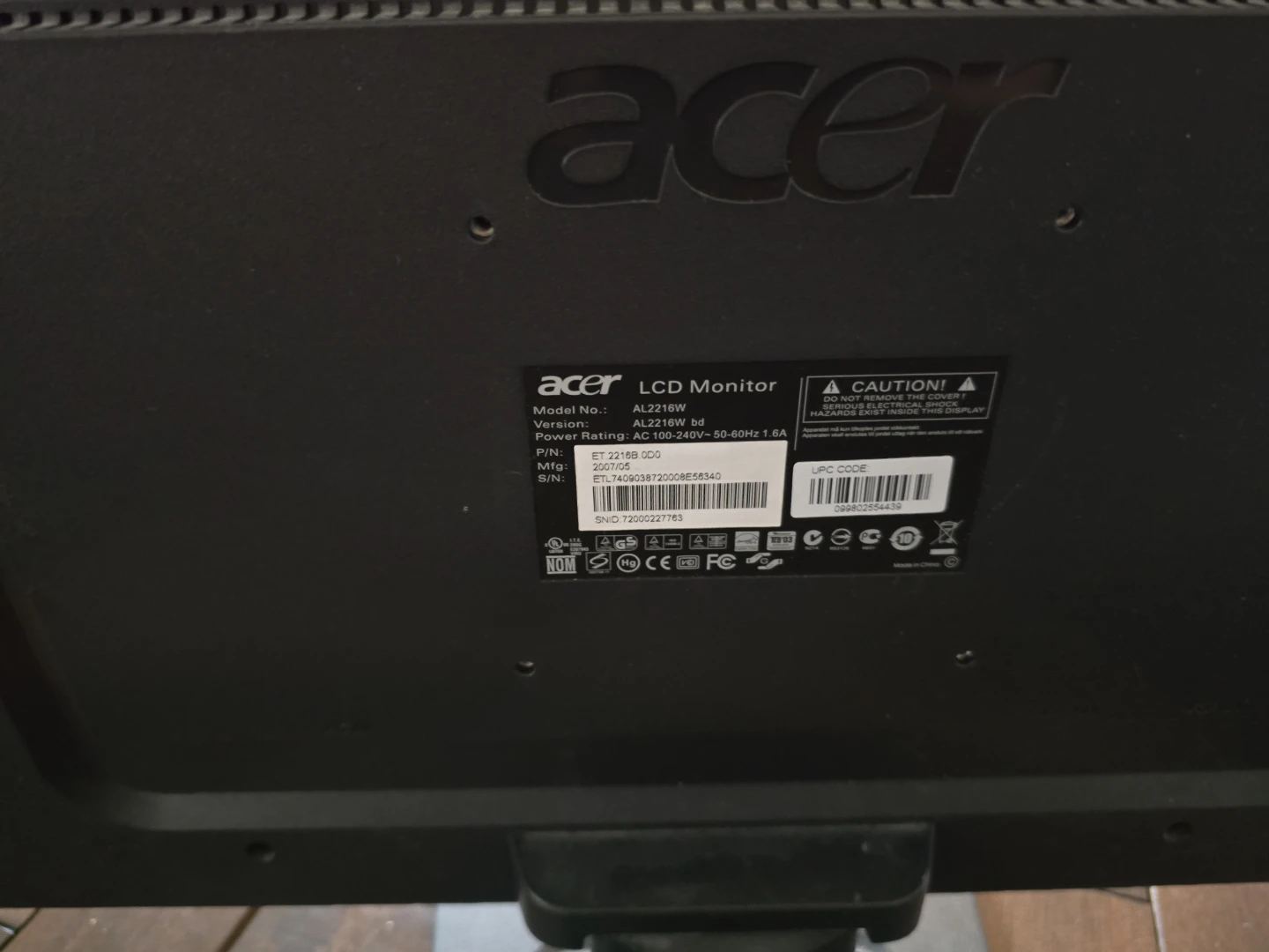 Acer AL2216W LCD Monitor - photo 2
