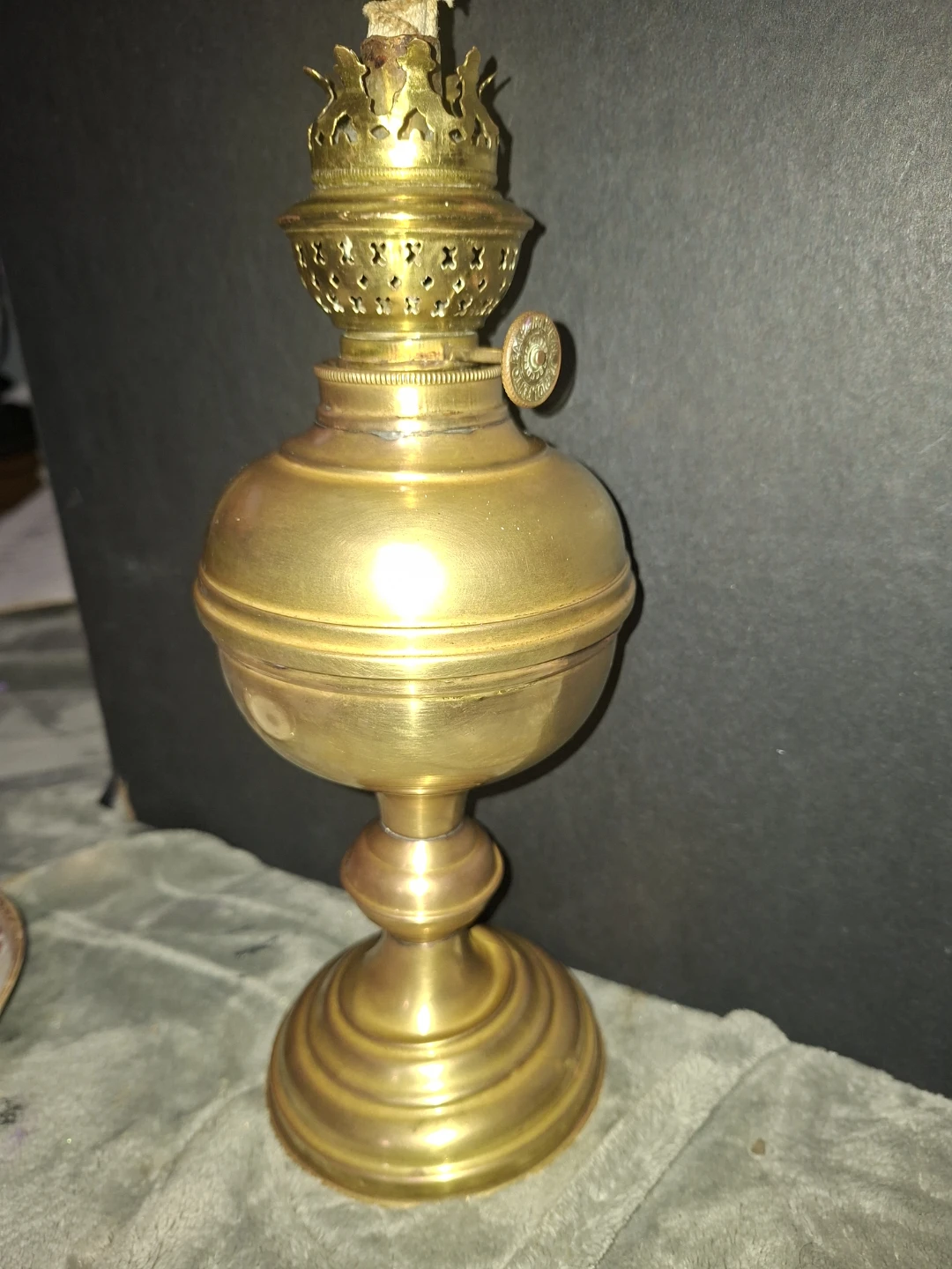 Brass Oil Lamp with Amber Glass Shade - photo 2