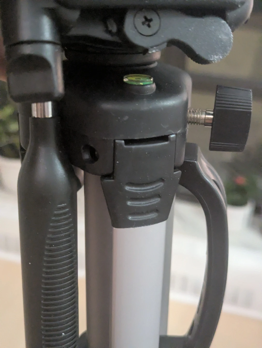 Kodak Gear Mid Size Tripod - photo 3