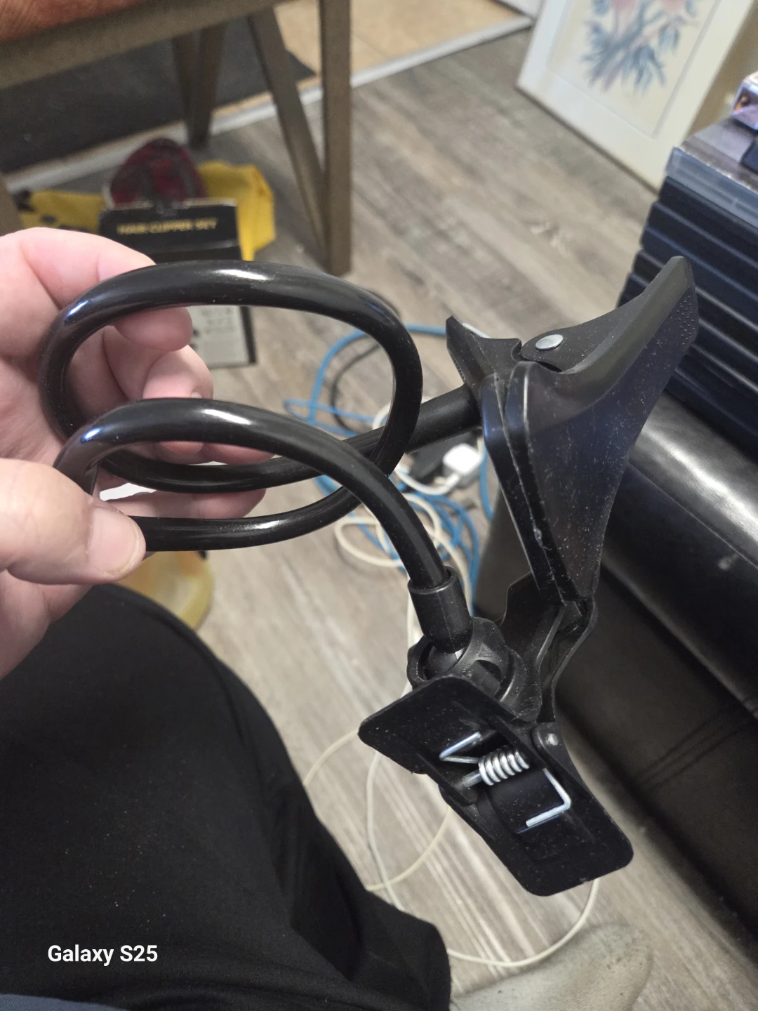 Black Flexible Lazy Phone Holder Stand