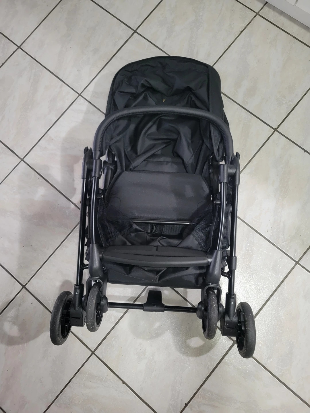 Black Lightweight Stroller - photo 5