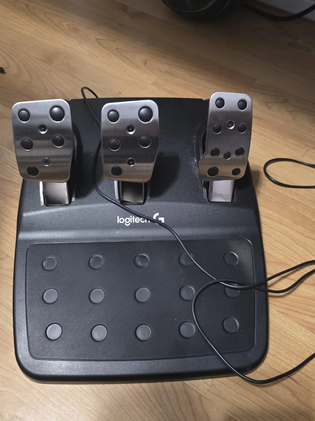 Logitech G920 Racing Wheel and Pedals - photo 3