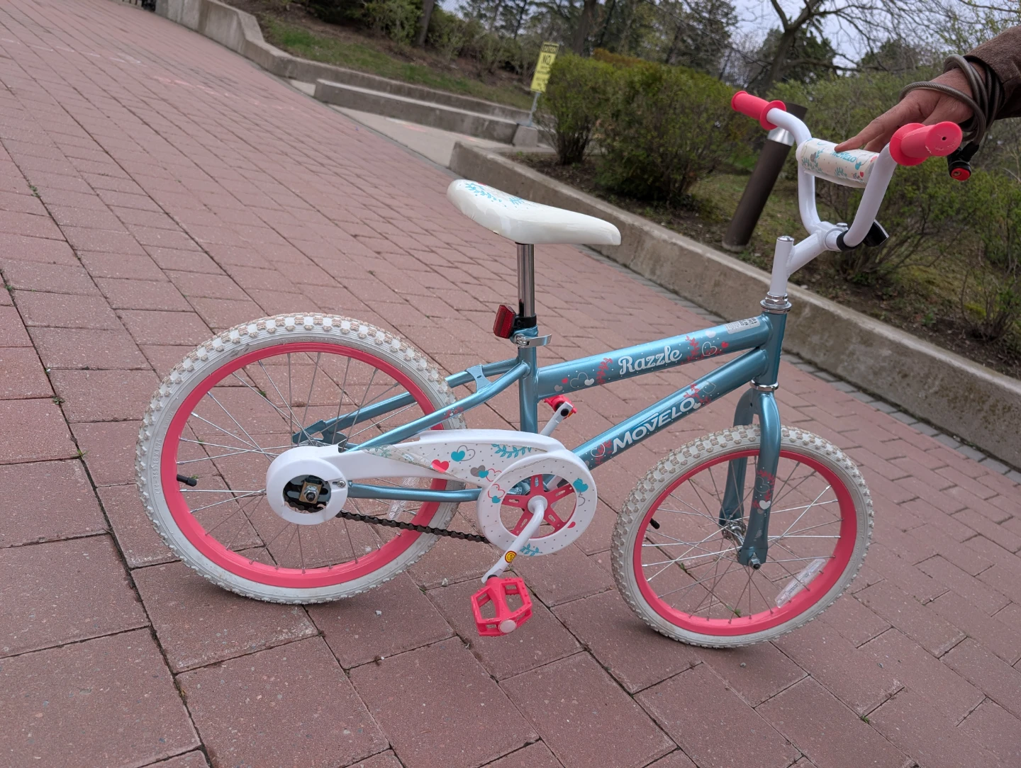 Movelo Razzle Kids Bike