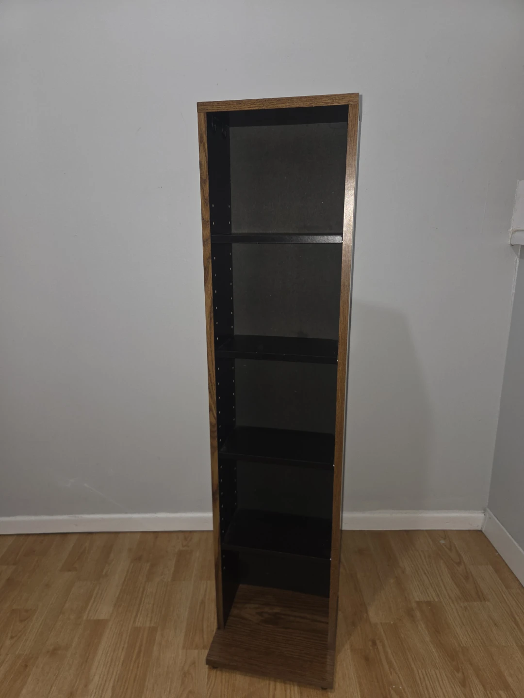 Tall thin bookshelf