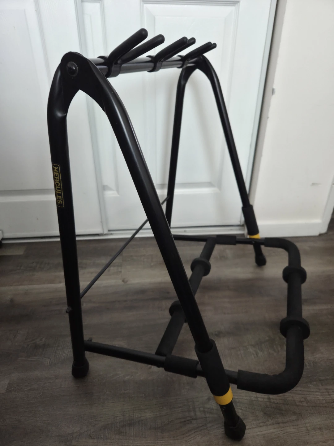 Hercules GS523B Guitar Stand - photo 2