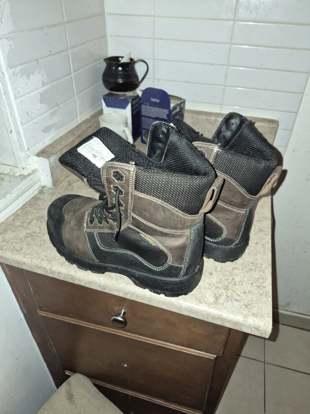 Dura drive safety shoes size 11/10.5