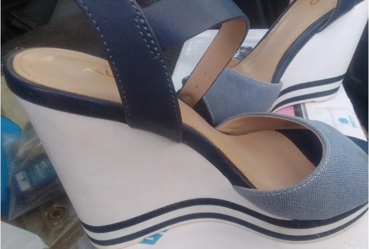 ALDO Wedge Sandals Blue and White Striped Size 8