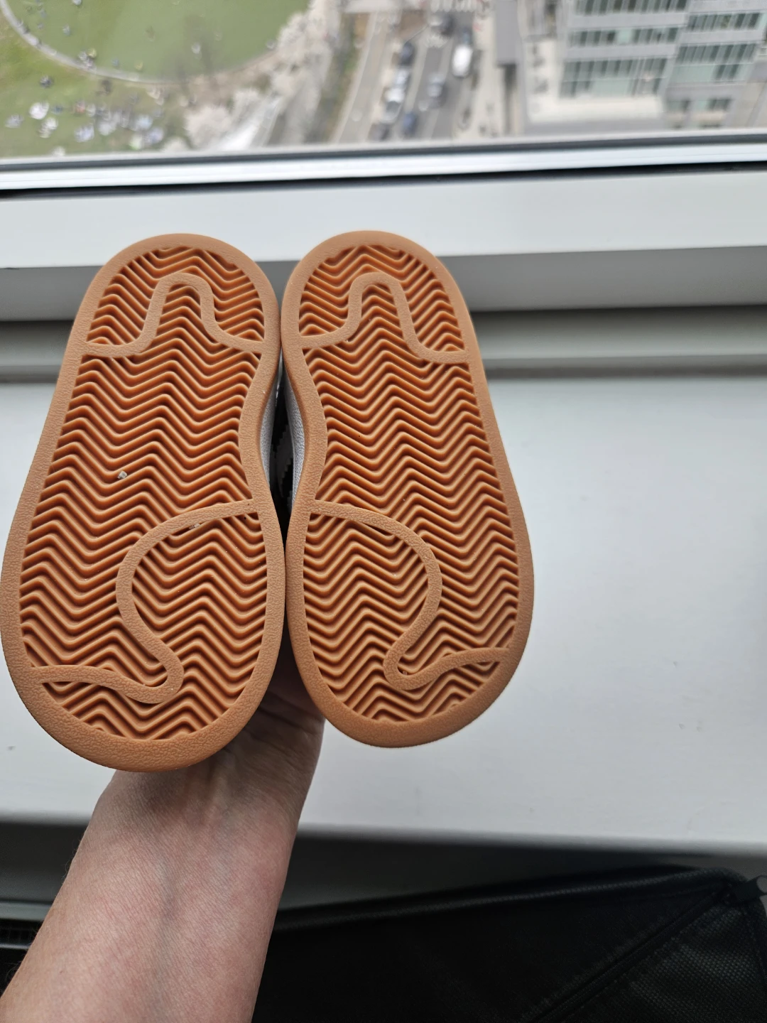 Toddler sneakers and sandals - photo 2