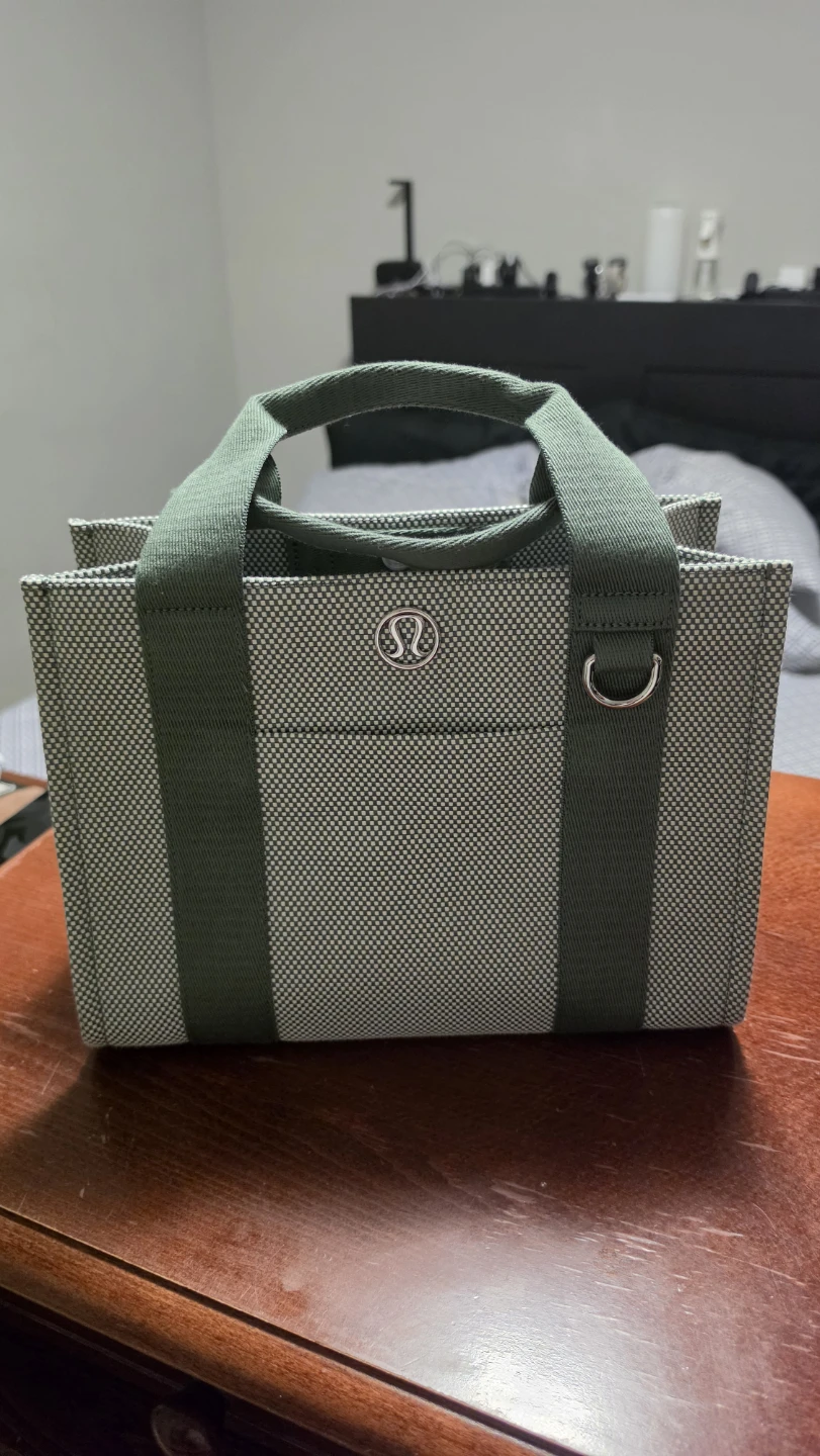 Lululemon Tote Bag