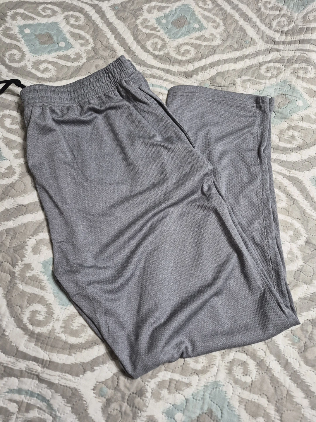 Men's size XXL Grey Subculture Pants