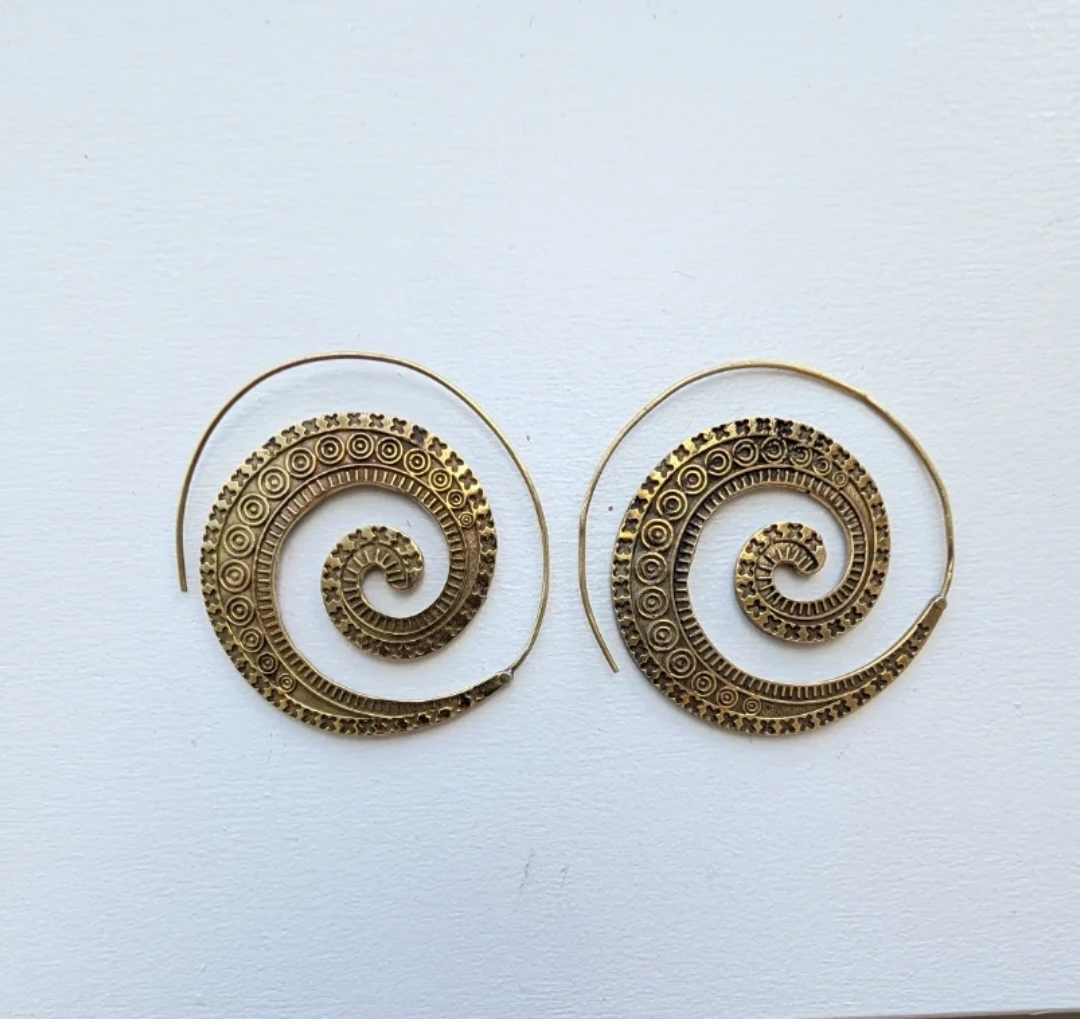 Engraved Spiral Earrings - photo 2