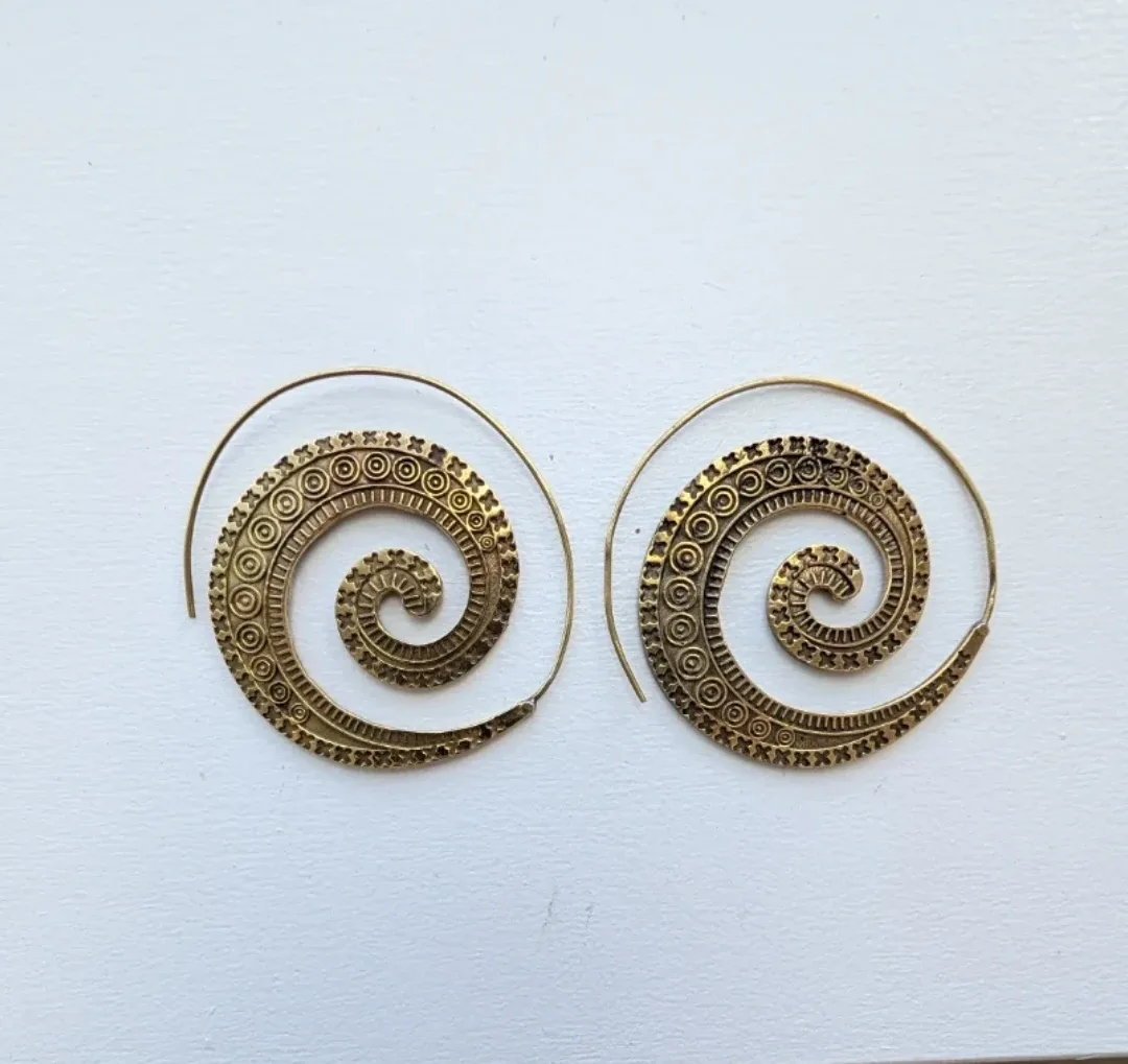 Engraved Spiral Earrings - photo 2