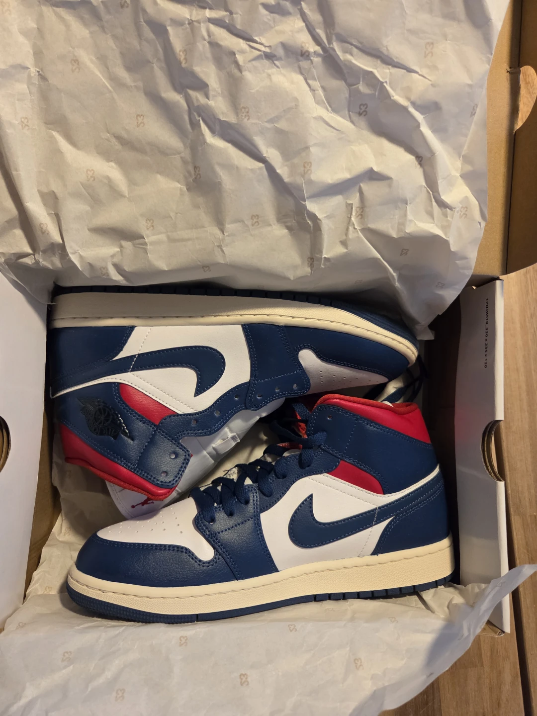 Women's Air Jordan 1 Mid Sneakers