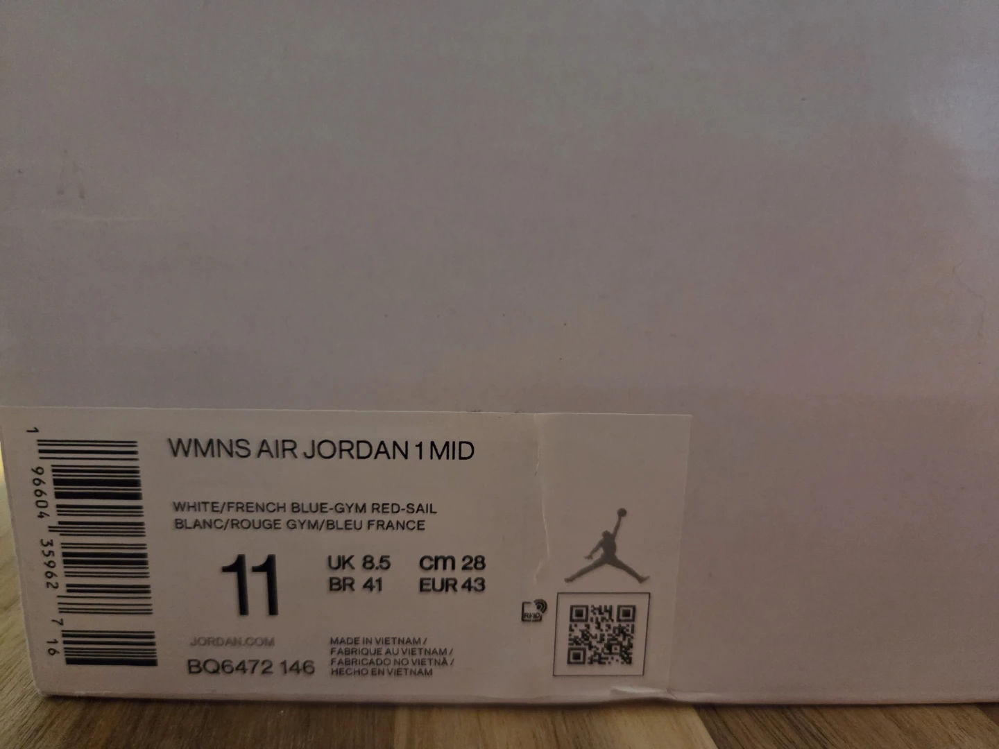 Women's Air Jordan 1 Mid Sneakers - photo 4