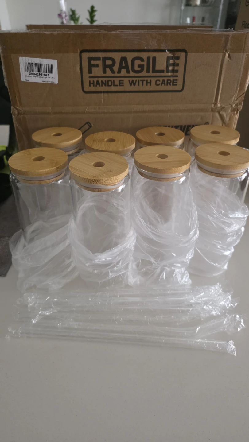 8-Piece 20 oz Glass Tumbler Set with Bamboo Lids and Straws