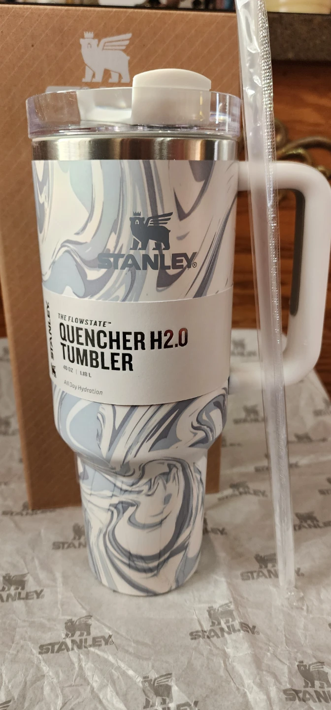 Stanley Quencher H2.0 Tumbler - 40oz Swirl