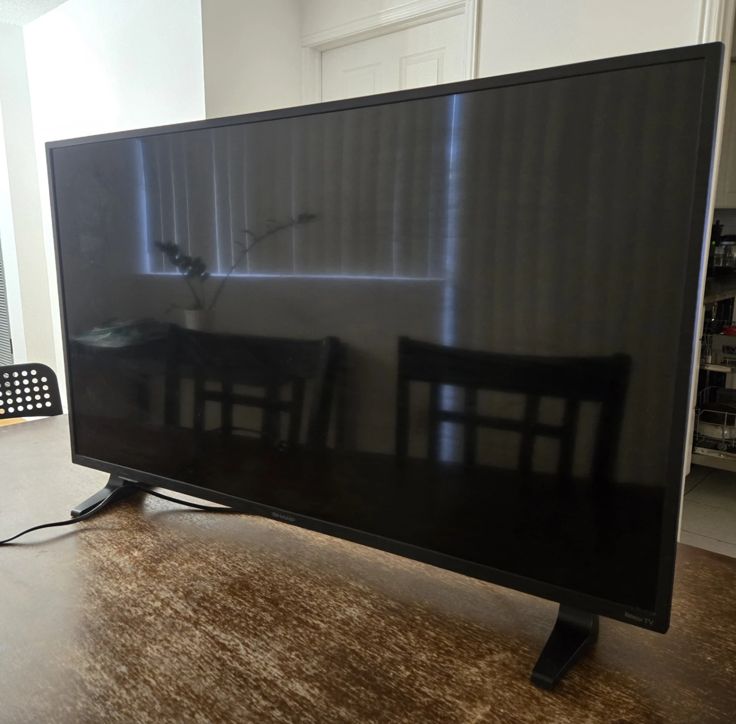 Sharp 42" Roku TV - photo 2