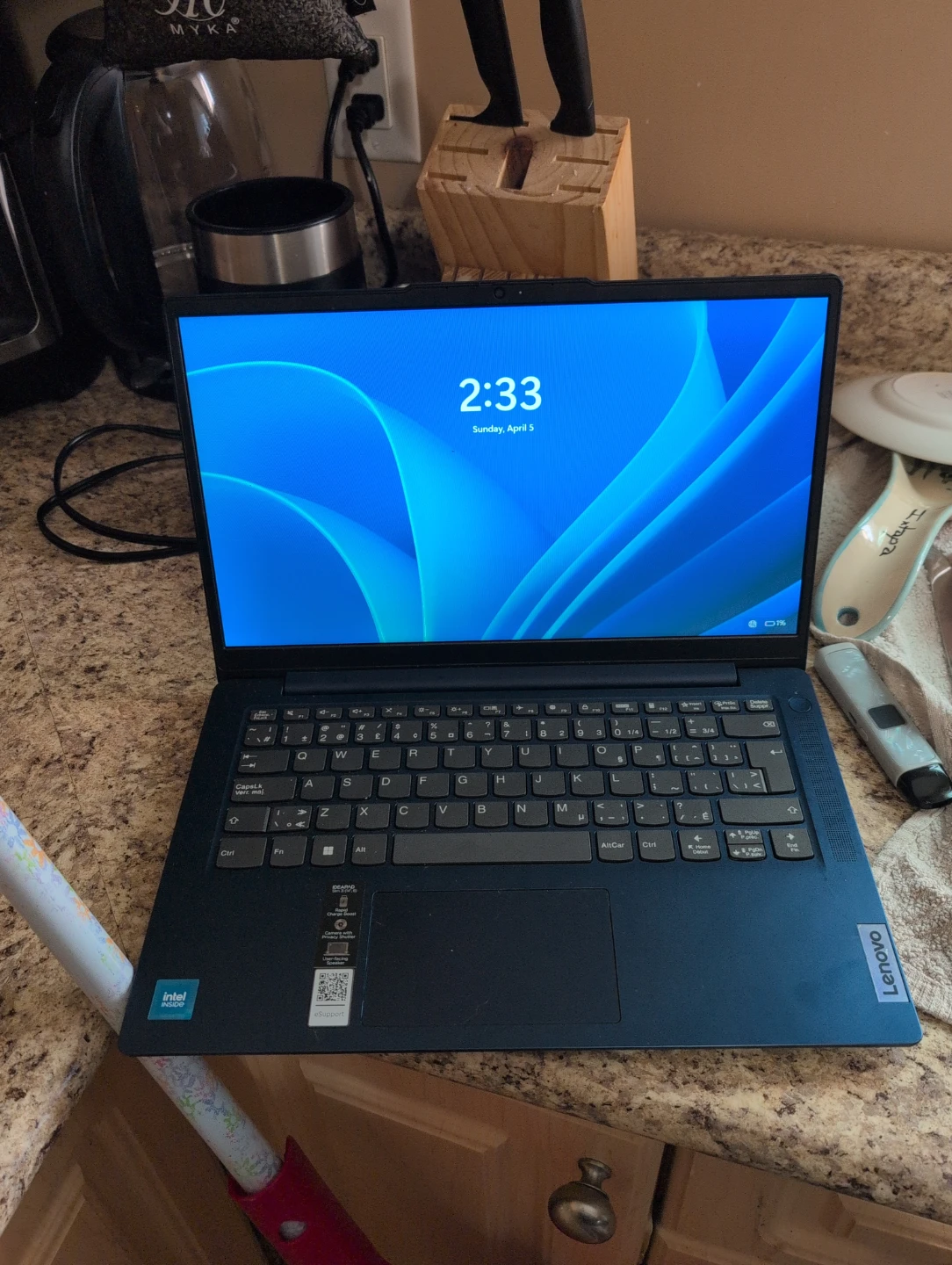 Lenovo IdeaPad Slim 3 Laptop