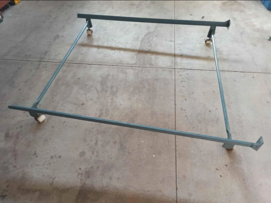 Metal Bed Frame - photo 2