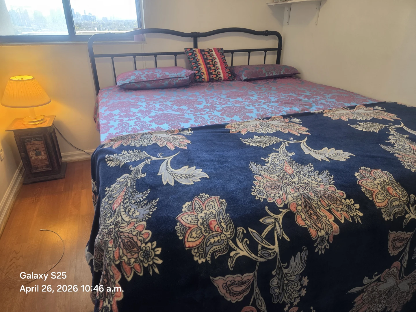 California King Bed + LINENSPA Mattress – Excellent Condition