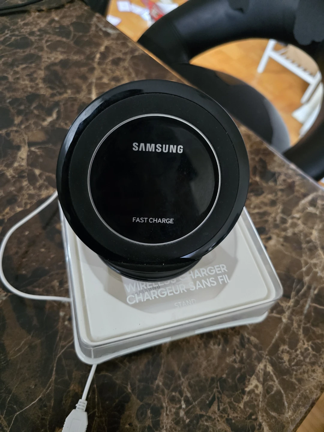 Samsung Wireless Fast Charger Stand