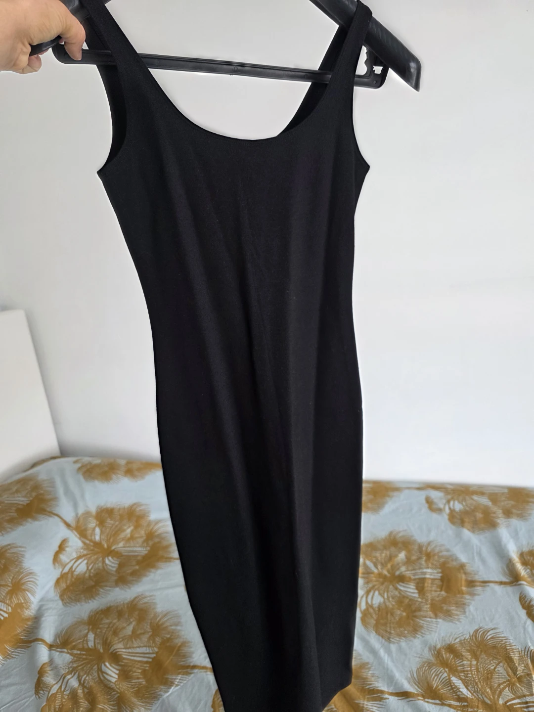 Black Sleeveless Midi Dress