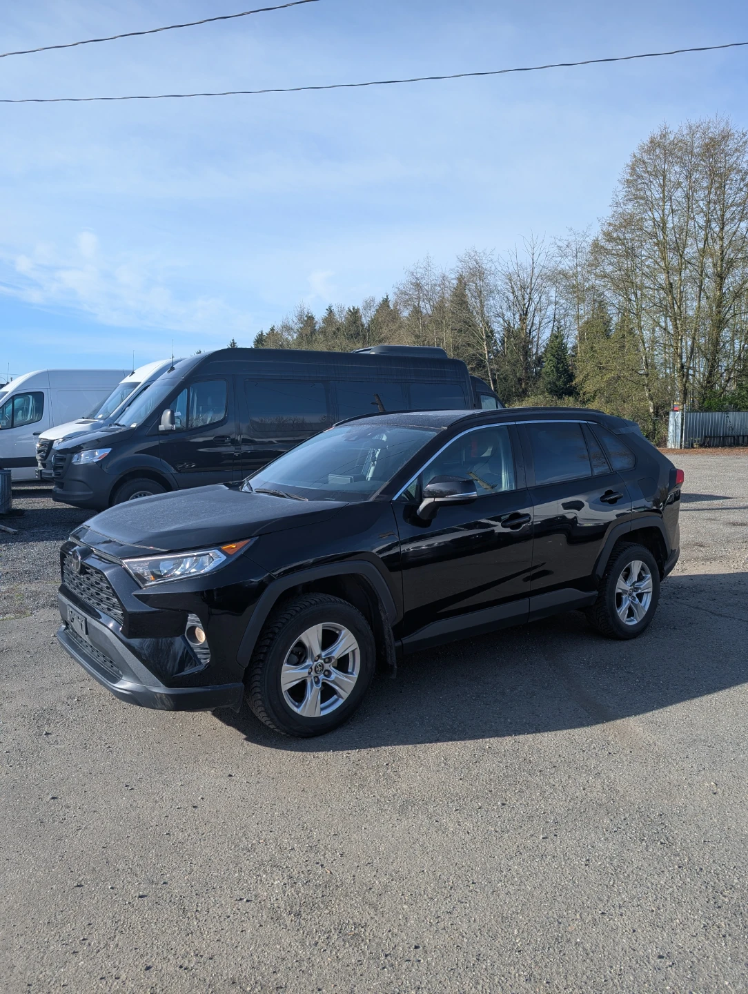 Black Toyota RAV4 XLE SUV - photo 4
