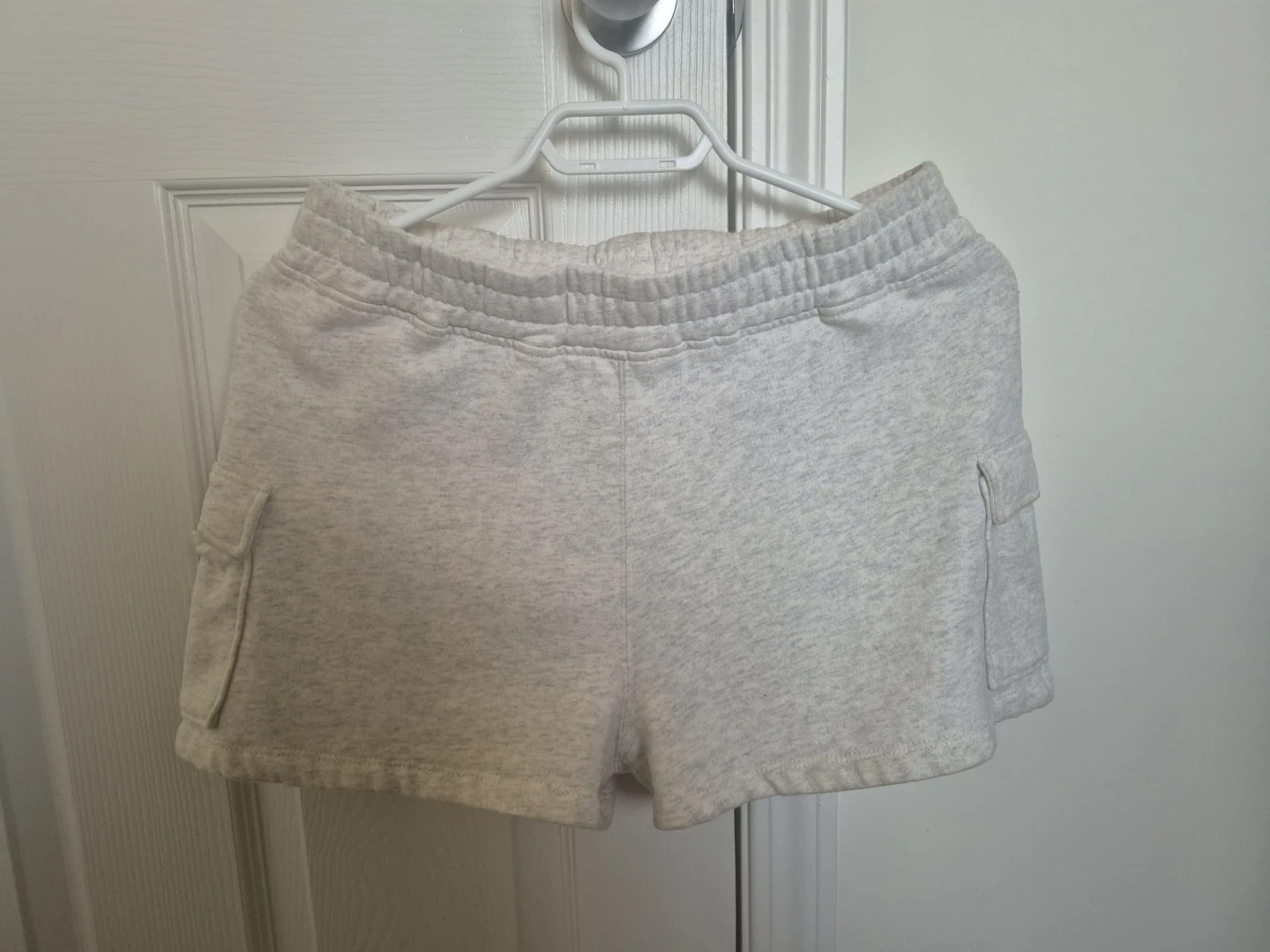 Harlow Sweatshorts In Off White
