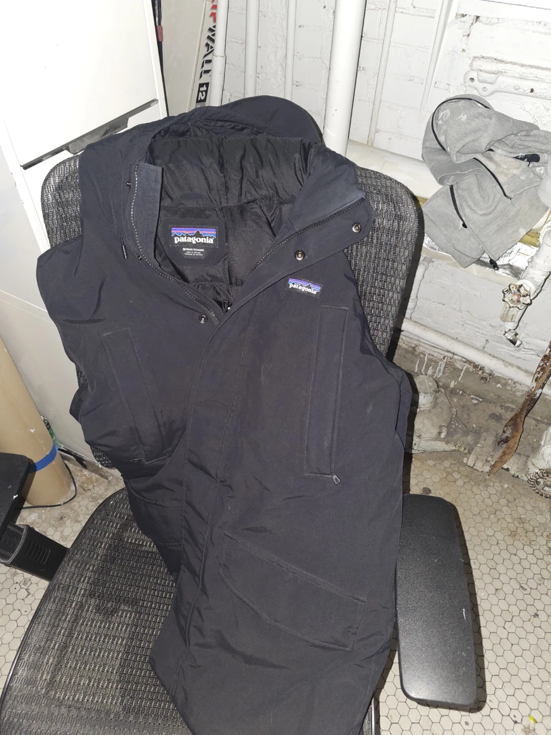 Patagonia Black Parka Jacket - photo 4