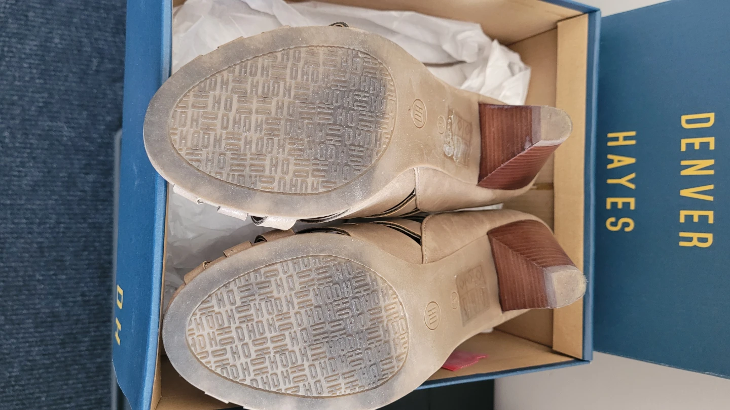 Denver Hayes Women's Claire Sandal - Size 9 - photo 2