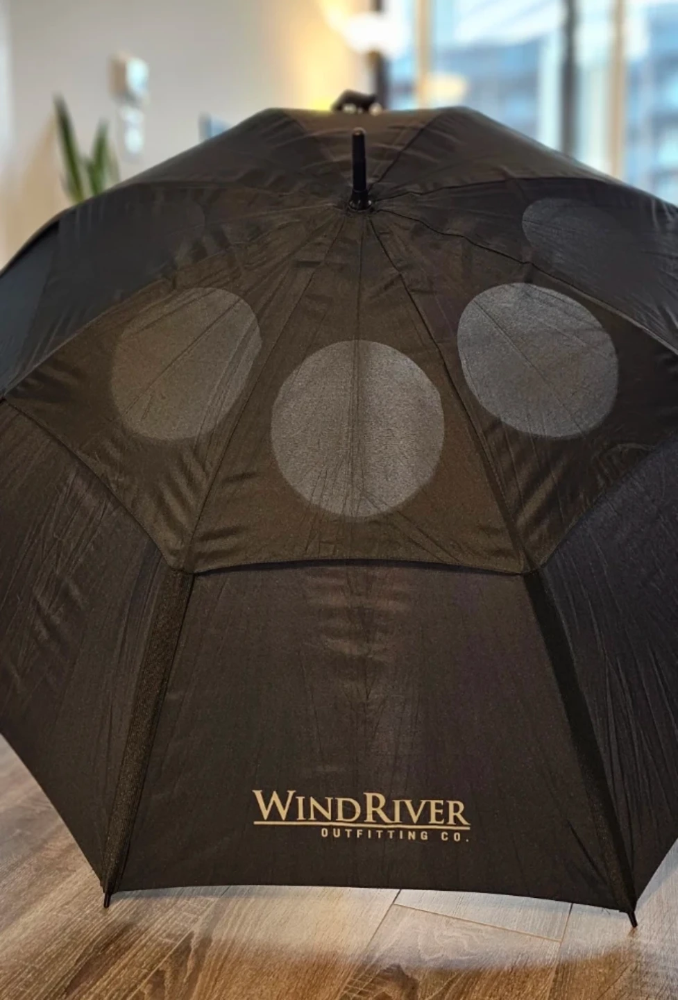 ♦️Moving Sale♦️  WindRiver Outfitting Co. Black Umbrella - photo 4