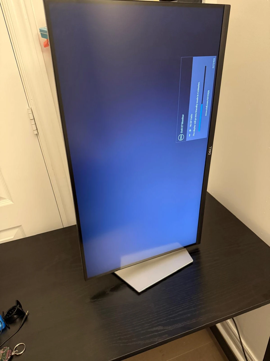 Dell 27 Inch UHD 4k Monitor |Height Adjustable|Tilt| Swivel - photo 2