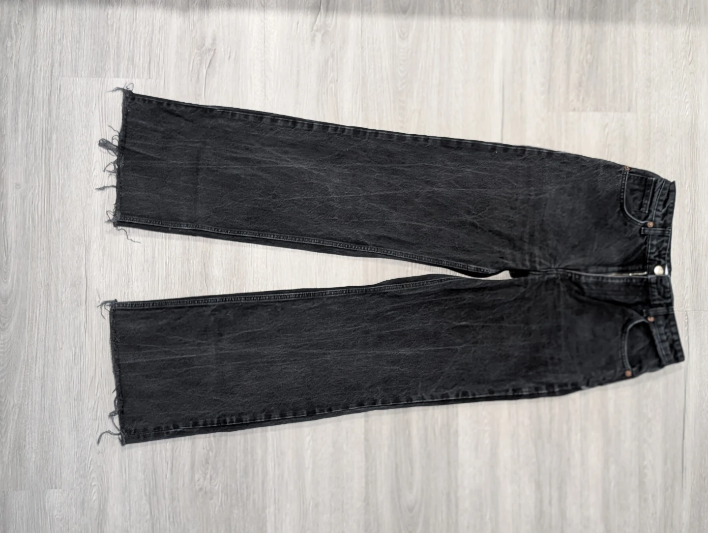Women's Black straight-Leg Jeans