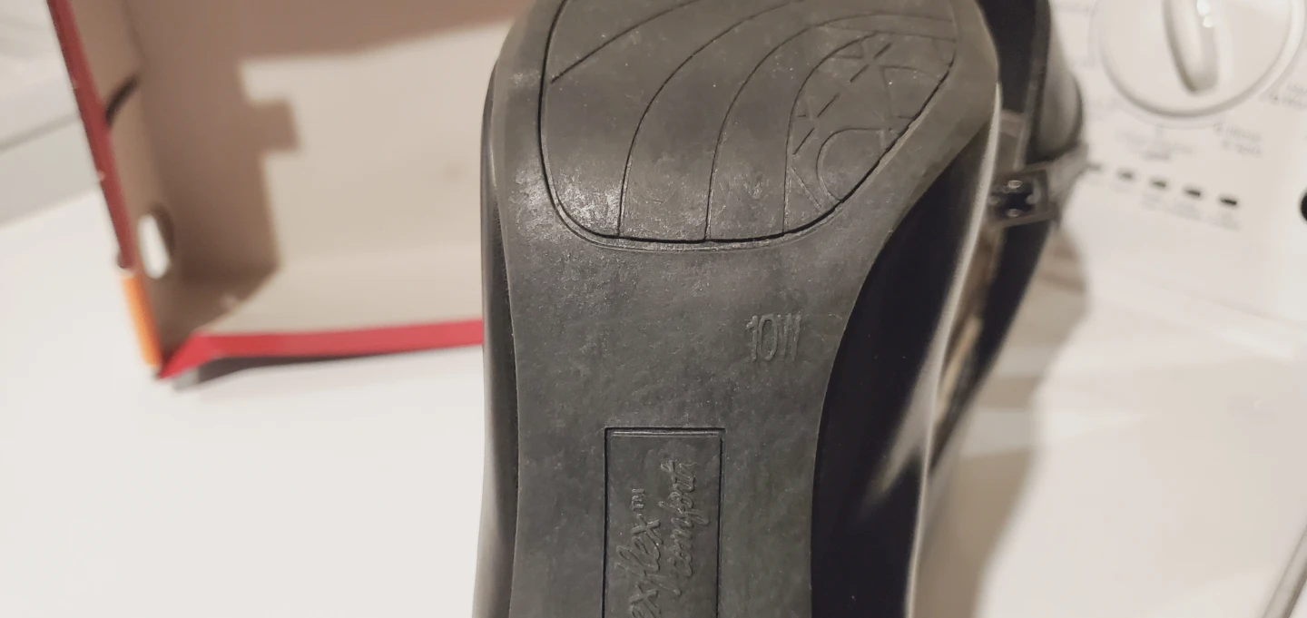 Black Heels - Size 10W - photo 4