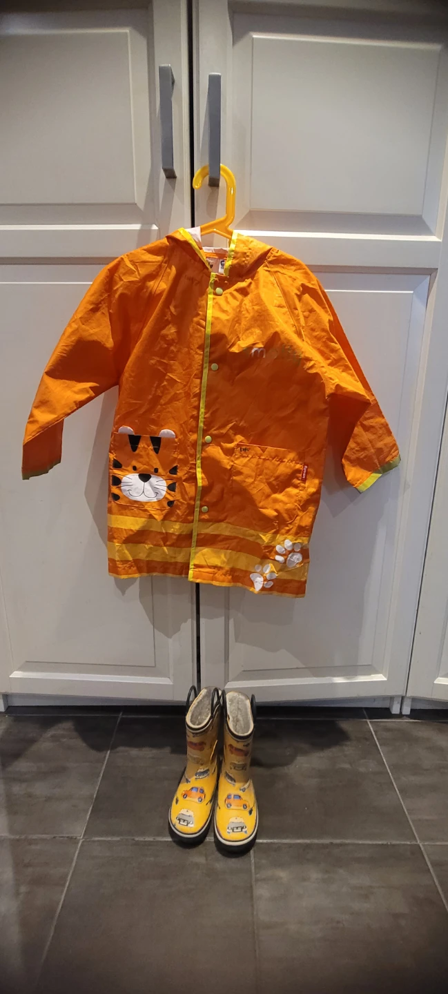 Kids Orange Tiger Raincoat and Boots, pants set $15 5t-6t