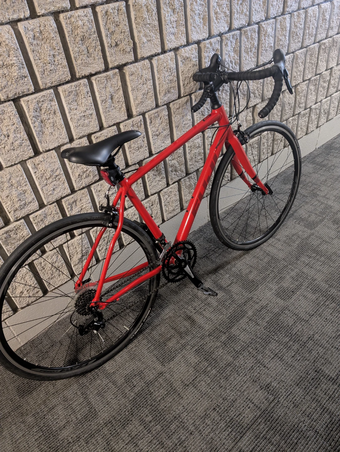 Fuji Sportif 2.3 Road Bike - photo 2